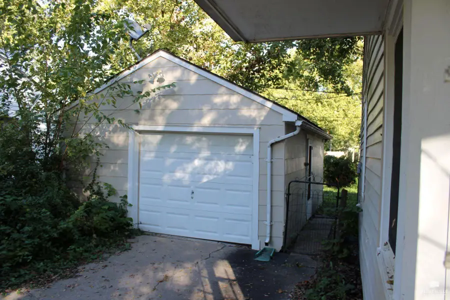 2124 Sloan Street, Manhattan, KS 66502 - #3
