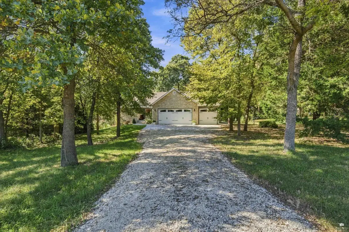 13932 Melissa Vue, Wamego, KS 66547 - #1