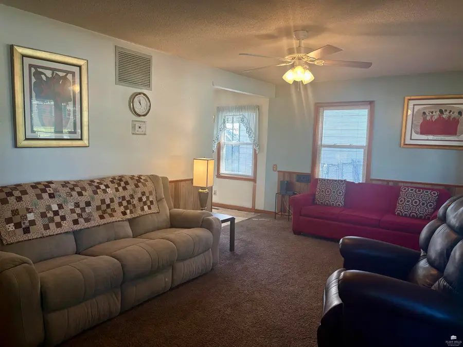 320 W 14th Street, Junction City, KS 66441 - #3