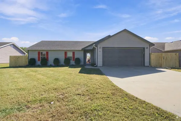217 Northfield Road, Manhattan, KS 66502