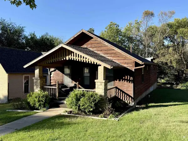 127 N Rockhill Street, Council Grove, KS 66846