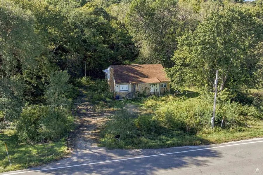 701 Zeandale Road, Manhattan, KS 66502 - #3