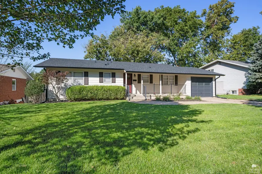 1829 Virginia Drive, Manhattan, KS 66502 - #2