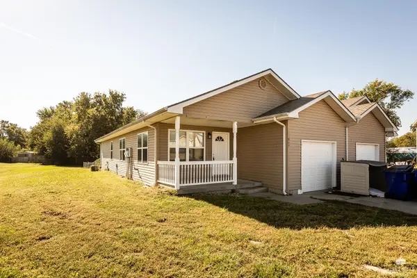 907 - 909 Jackalope Court, Junction City, KS 66441