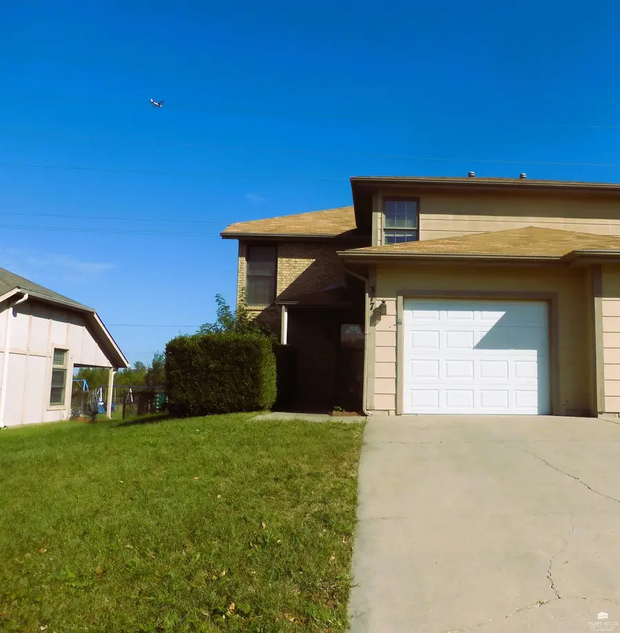 317 Commanche Court, Junction City, KS 66441 - #2