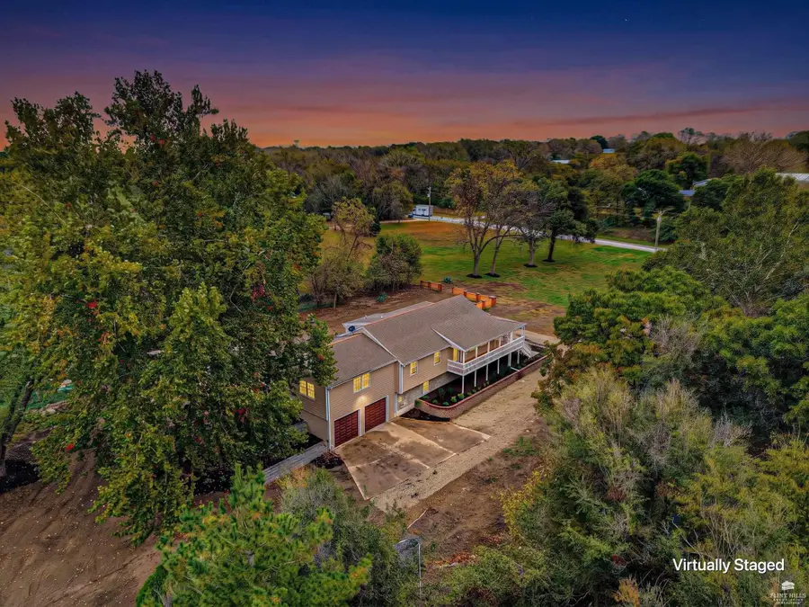 3780 Vineyard Road, Wamego, KS 66547 - #2