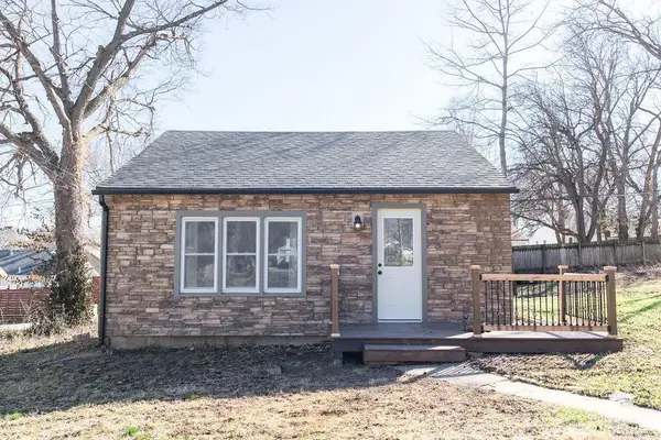 1713 Pierre Street, Manhattan, KS 66502