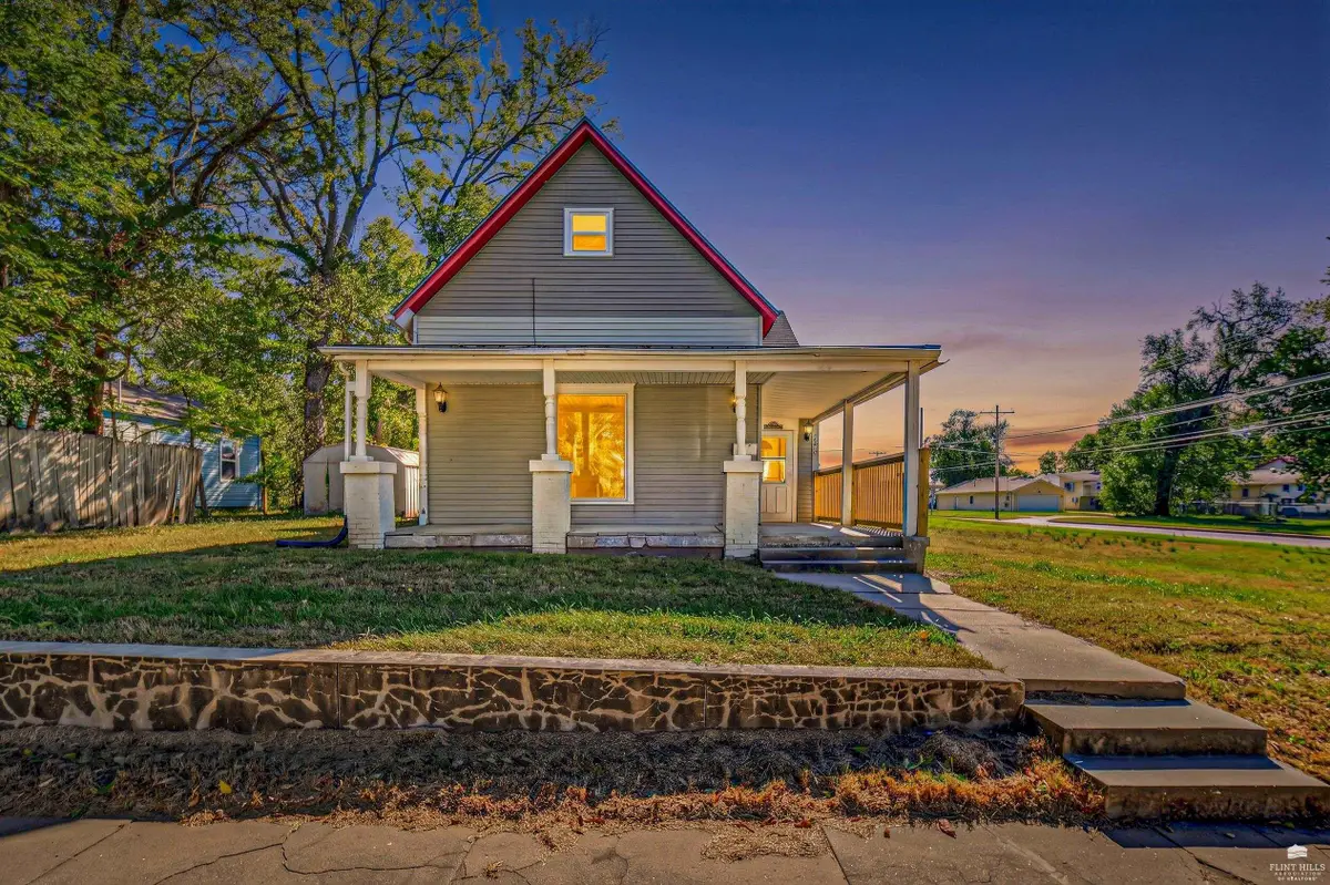 205 E 12th Street, Junction City, KS 66441 - #1