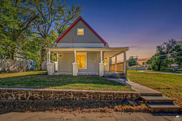 205 E 12th Street, Junction City, KS 66441