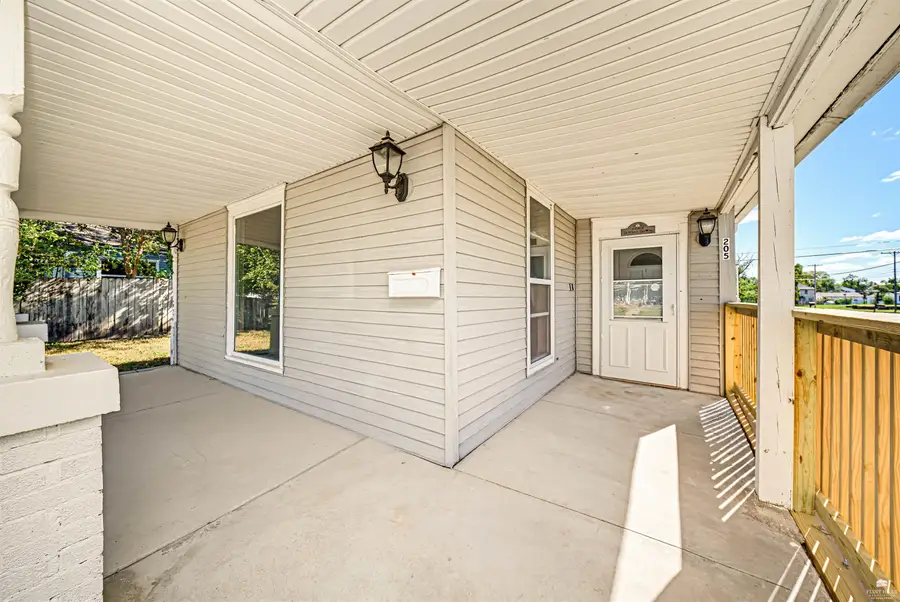 205 E 12th Street, Junction City, KS 66441 - #3