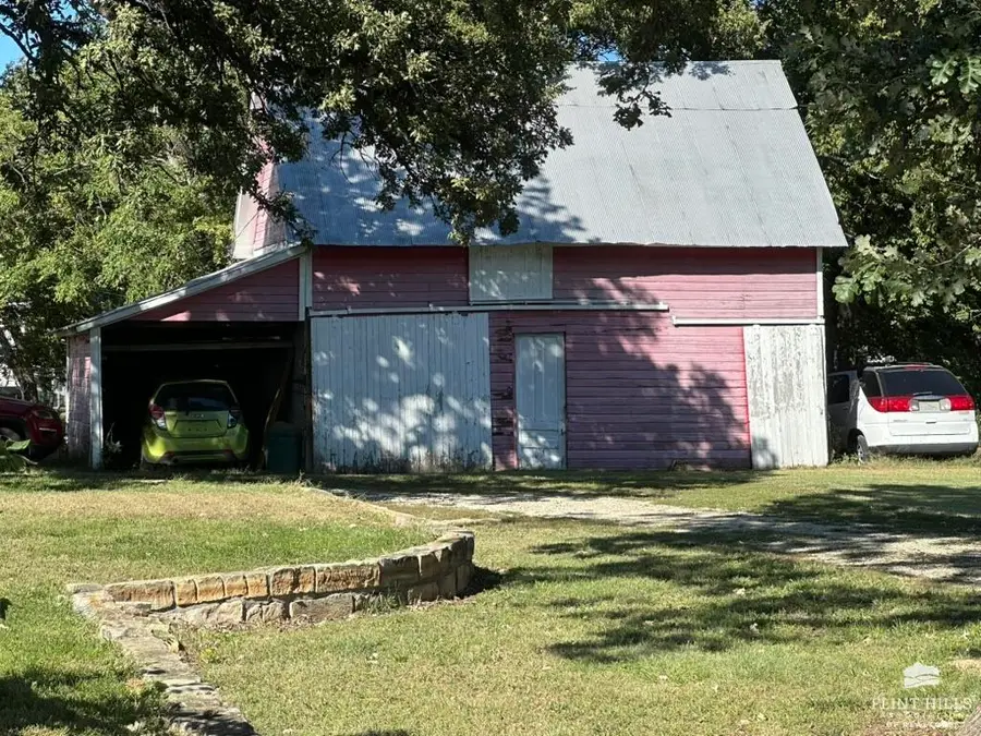 504 N Custer Street, Delphos, KS 67436 - #2