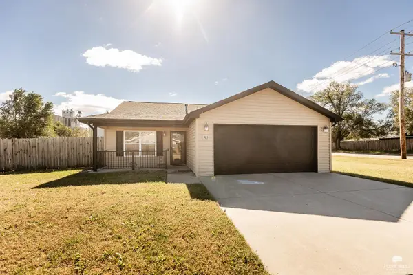 305 16th Street Circle, Junction City, KS 66441