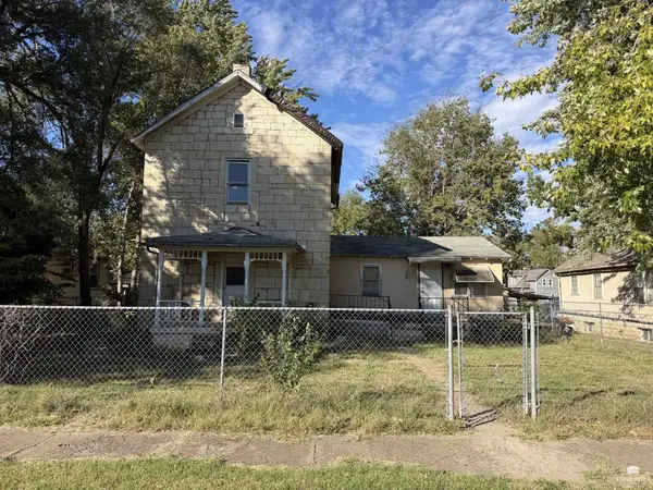 536 W 9th Street, Junction City, KS 66441