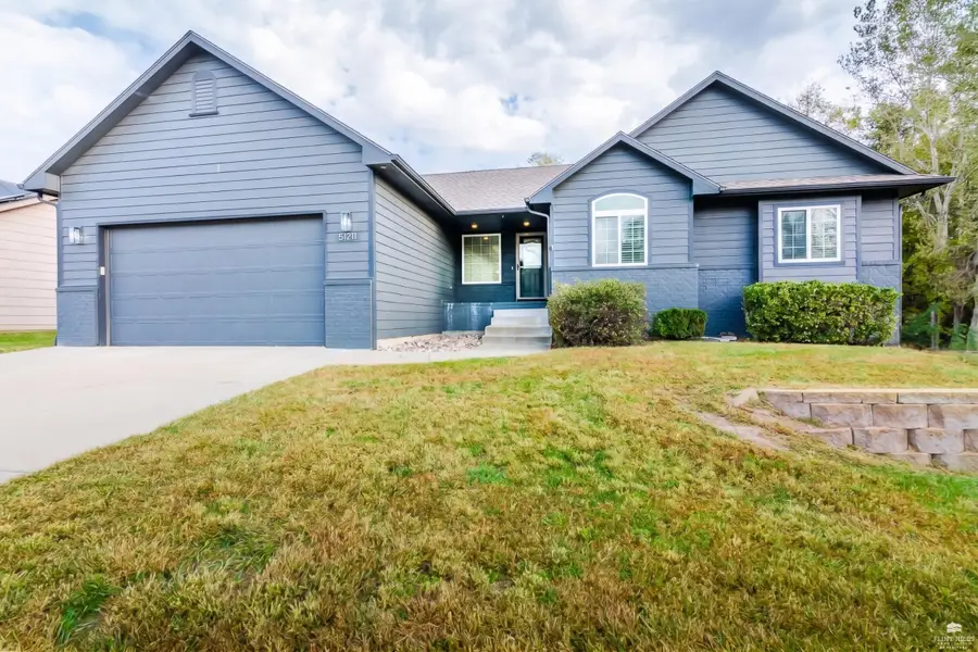 5124 Bramblewood Drive, Manhattan, KS 66503 - #2