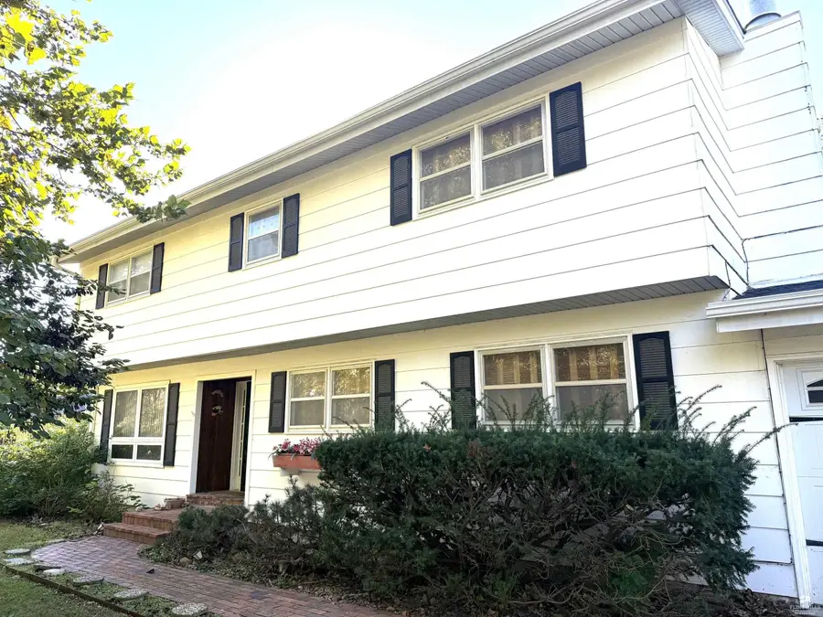 1605 Baltimore Terrace, Manhattan, KS 66502 - #2