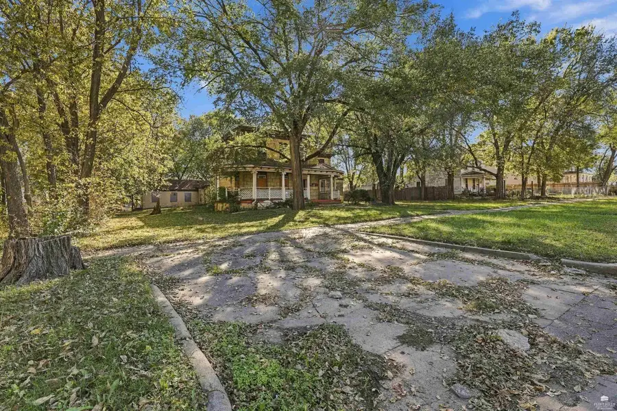 123 W 4th Street, Junction City, KS 66441 - #3