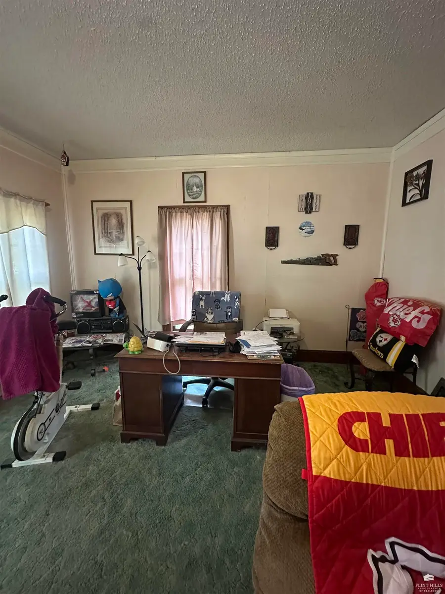 223 W 4th Street, Junction City, KS 66441 - #2
