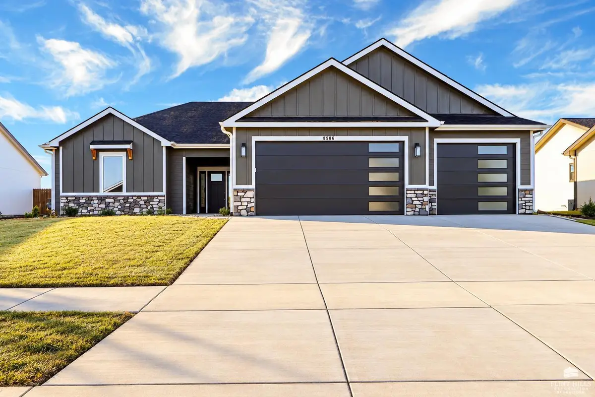 8586 William Drive, Manhattan, KS 66502 - #1