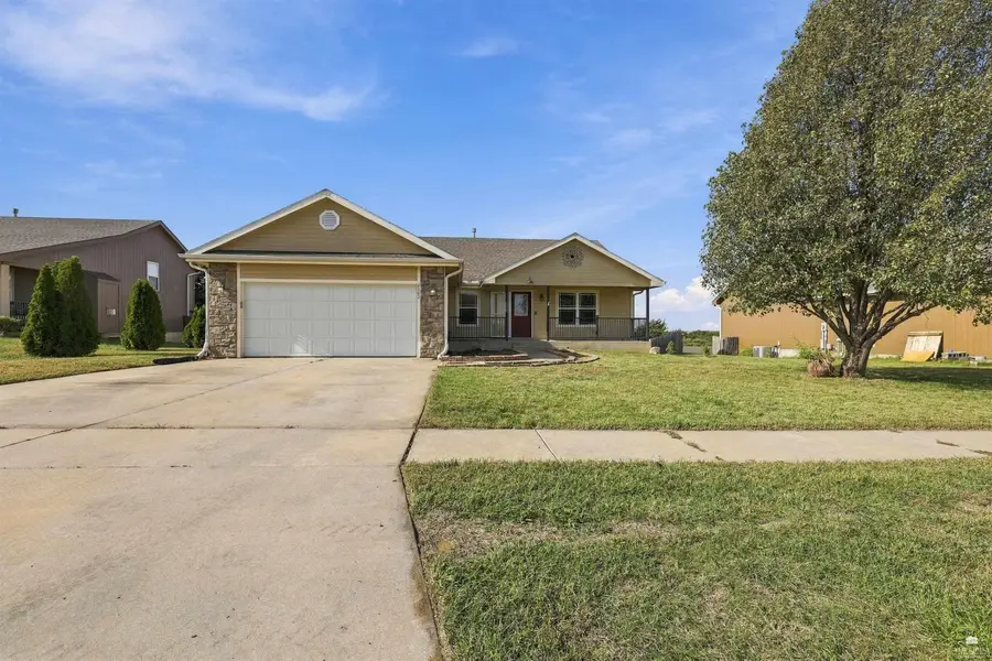 2502 Deer Trail, Junction City, KS 66441 - #2