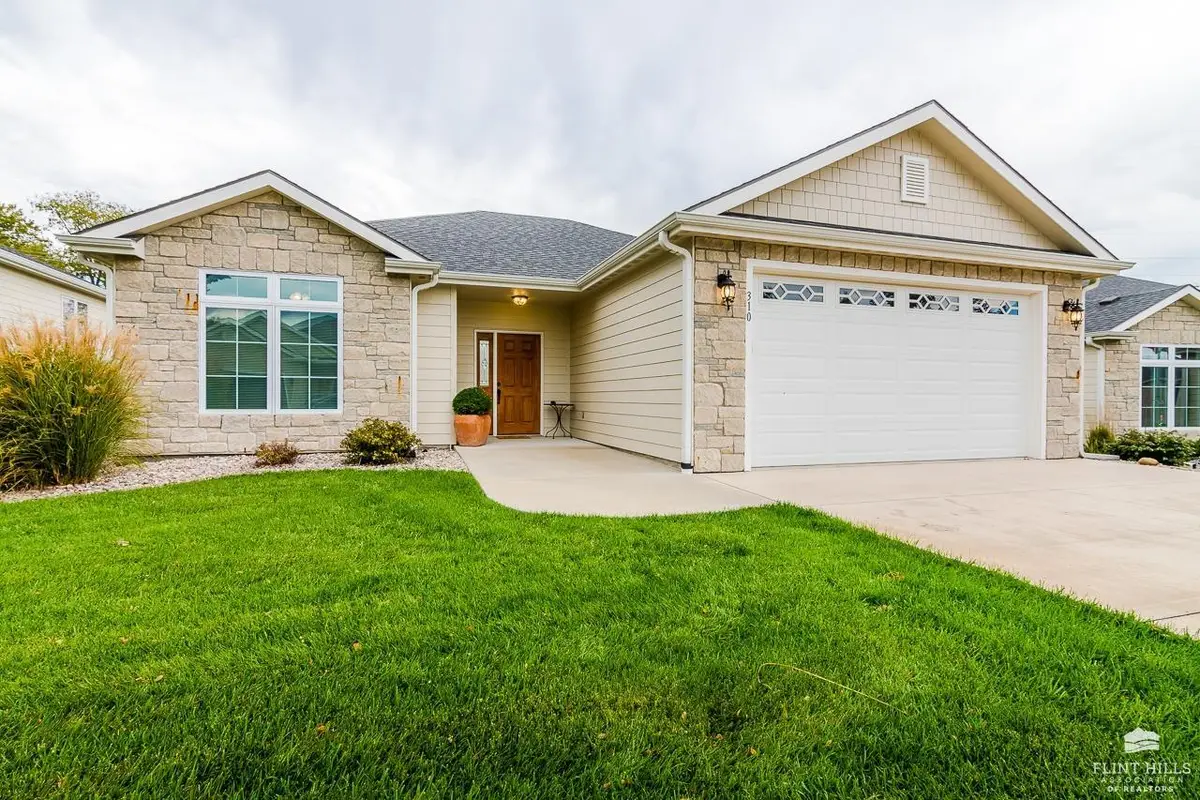 310 Simmer Drive, Wamego, KS 66547 - #1