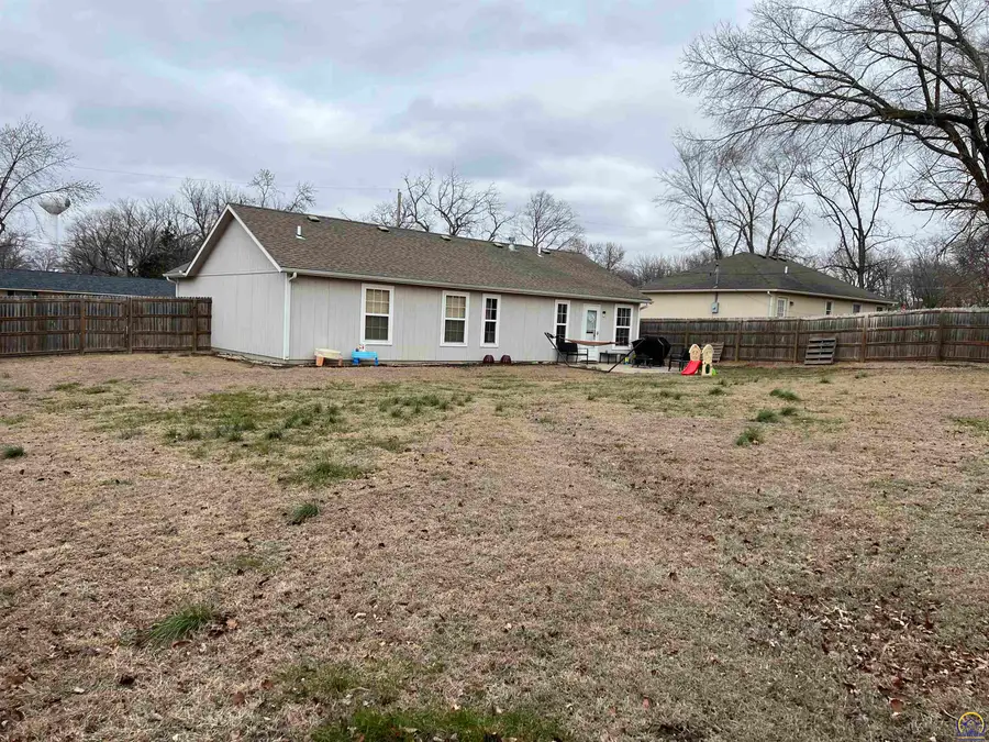 509 Herkimer St, Oskaloosa, KS 66066 - Image #3