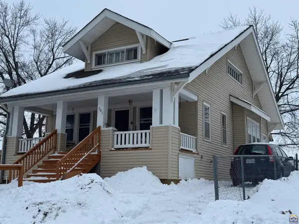 507 Cherokee St, Oskaloosa, KS 66066