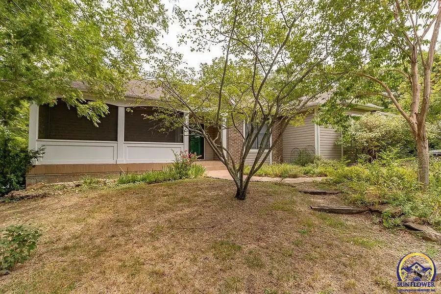 5720 NW Northboro Dr, Topeka, KS 66618 - Image #3