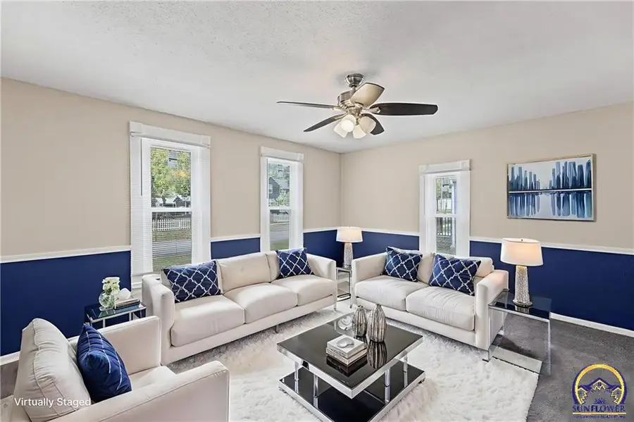 307 Walnut St, Wellsville, KS 66092-8310 - Image #3