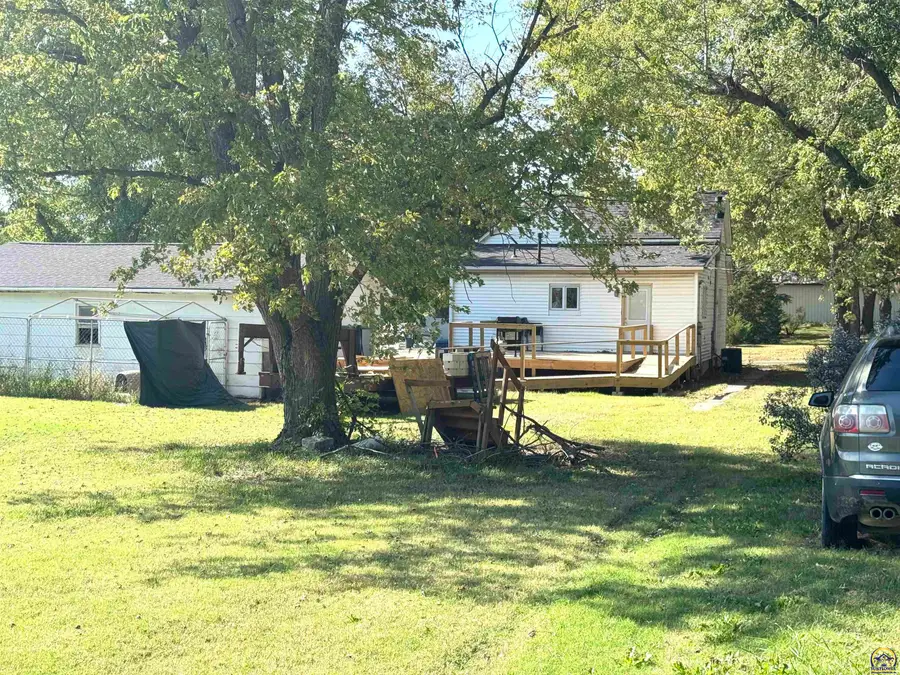 614 Iowa St, Alma, KS 66401 - Image #3