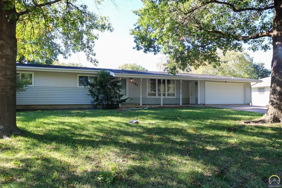 1031 Sunrise Dr, Emporia, KS 66801 - Image #1