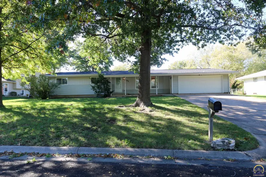 1031 Sunrise Dr, Emporia, KS 66801 - Image #3