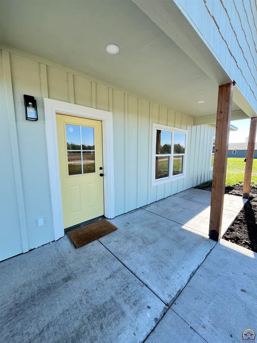 214 Hickory St, Americus, KS 66835 - Image #3