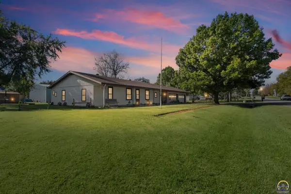 2801 Main St, Vassar, KS 66543