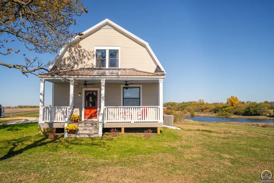 18712 K-16 Hwy, McLouth, KS 66054 - Image #2