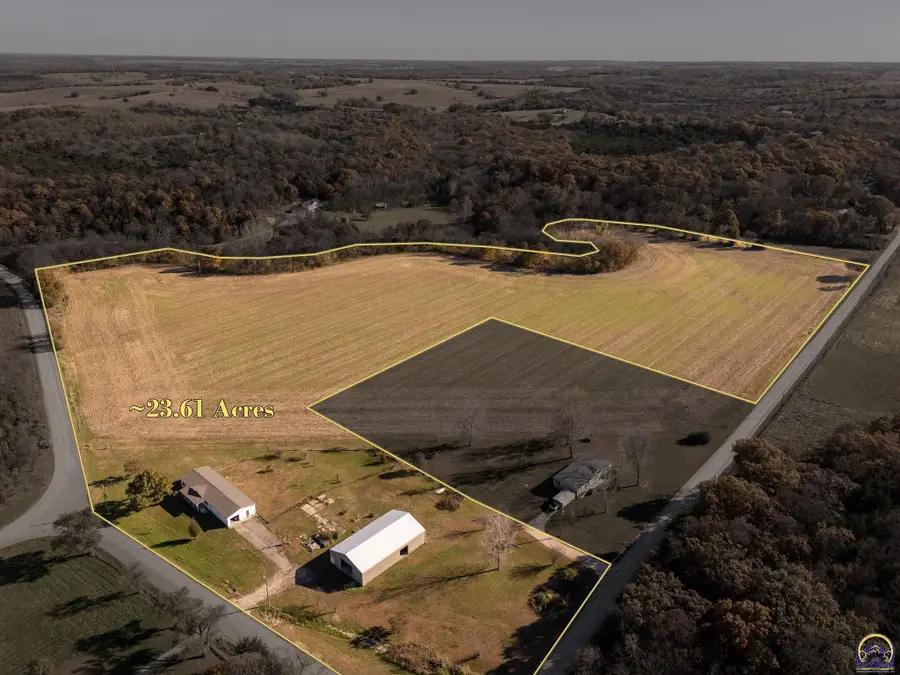 2831 SE 101st St, Berryton, KS 66409 - Image #2