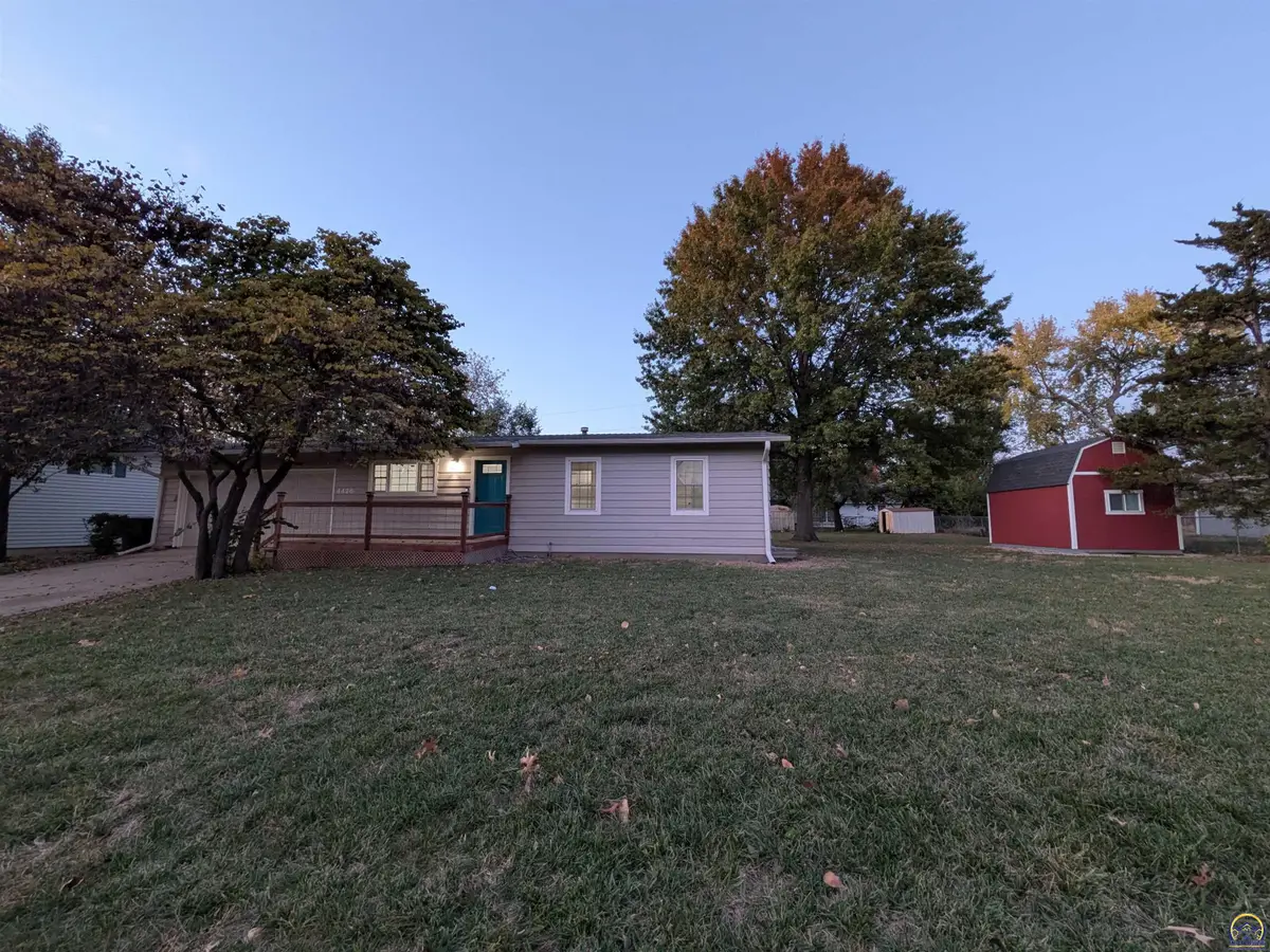 4426 SW 29th Ter, Topeka, KS 66614 - Image #1