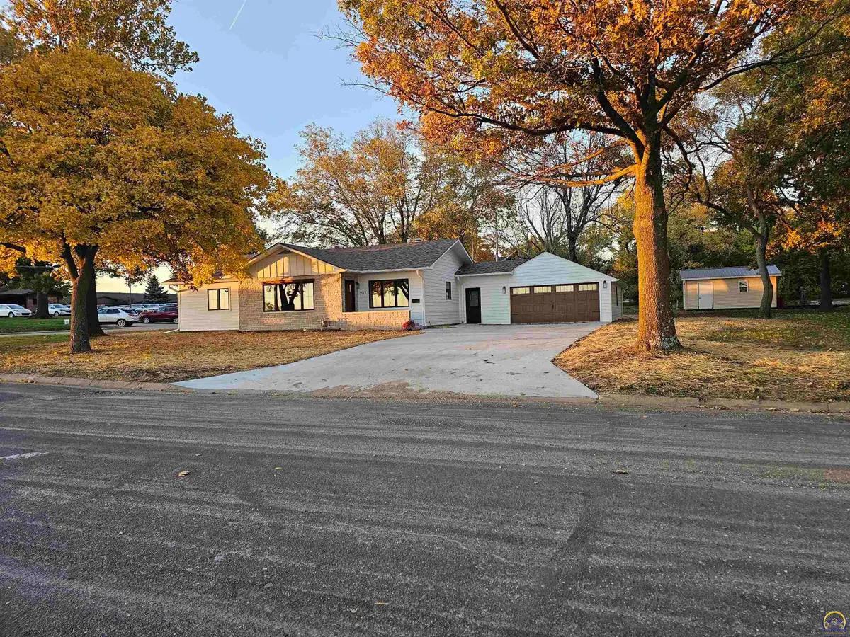 1522 Harrison St, Sabetha, KS 66534 - Image #1
