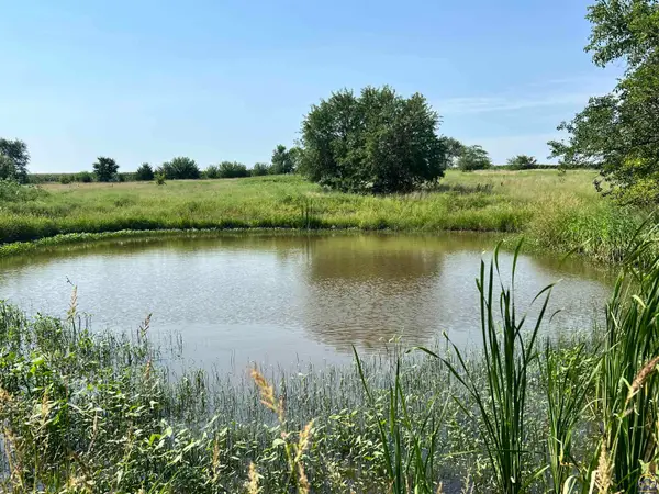 00000 Chautauqua Rd, Holton, KS 66436