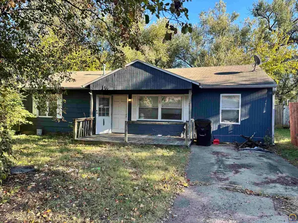 3466 SW Clare Ave, Topeka, KS 66611