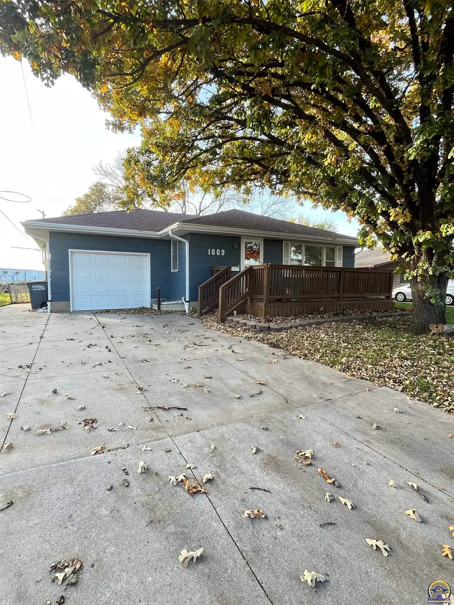 1009 Janice St, Emporia, KS 66801 - Image #2