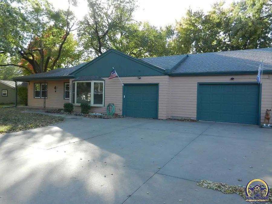 2401 SW James St, Topeka, KS 66614 - Image #3