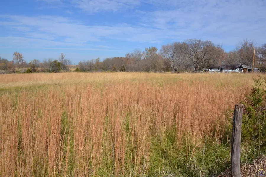 000 E Santa Fe Ave, Burlingame, KS 66413 - Image #2