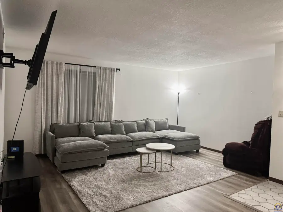 2926 SW Arrowhead Rd, Topeka, KS 66614 - Image #3