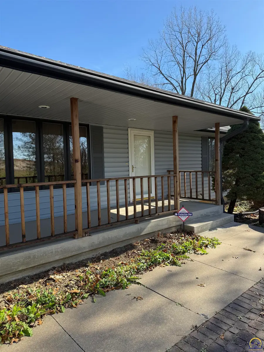 7830 SE Ratner Rd, Berryton, KS 66409 - Image #3