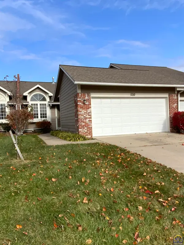 5312 SW 23rd St, Topeka, KS 66614