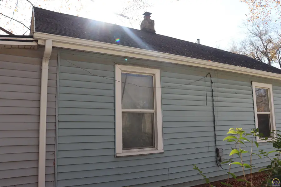 1220 NW Fillmore St, Topeka, KS 66608 - Image #3