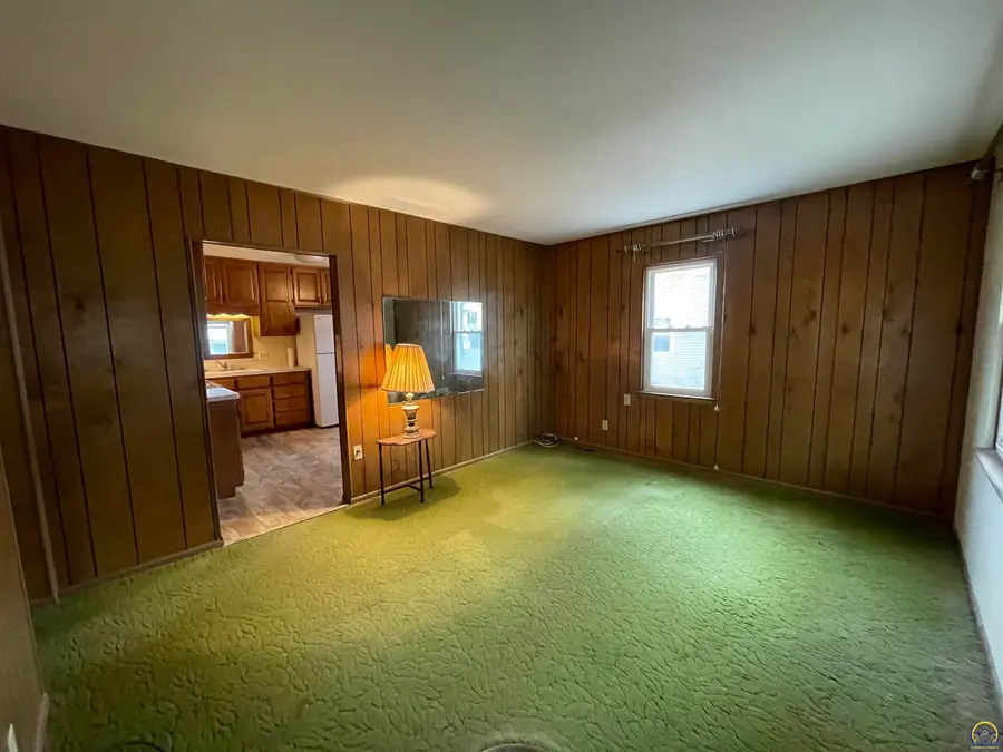 1906 SE Illinois Ave, Topeka, KS 66607 - Image #3