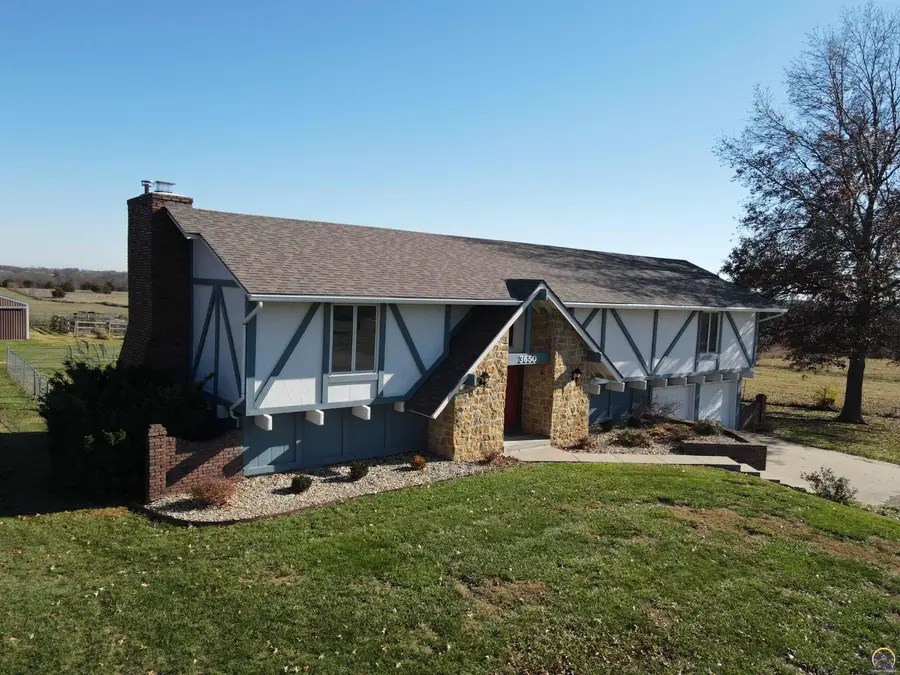 3650 NW Menoken Rd, Topeka, KS 66618 - Image #3