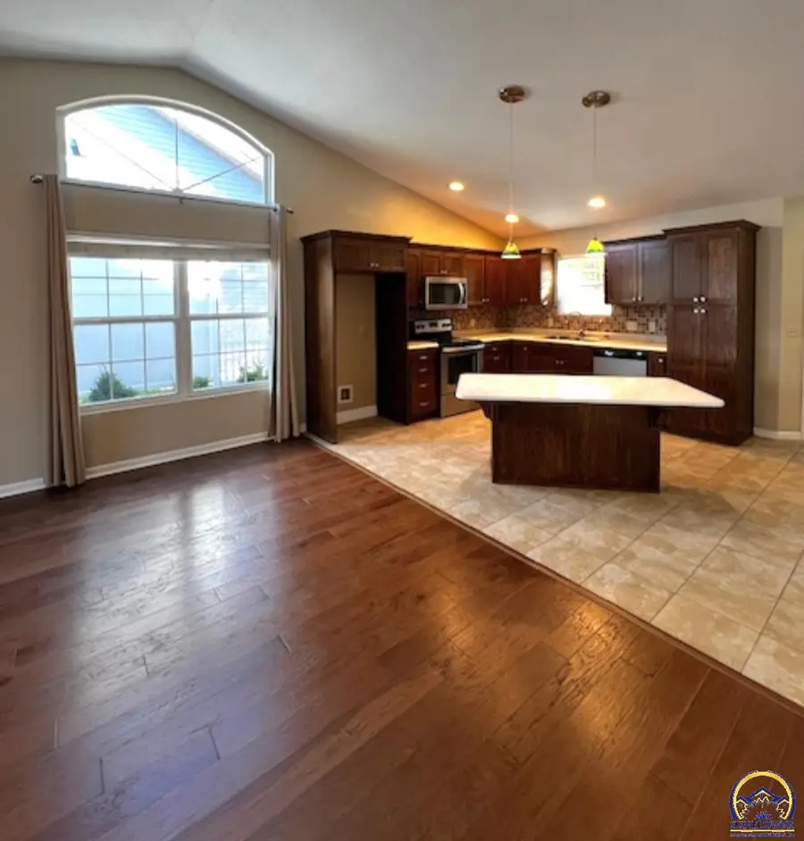 5514 SW Cantabella St, Topeka, KS 66614 - Image #3