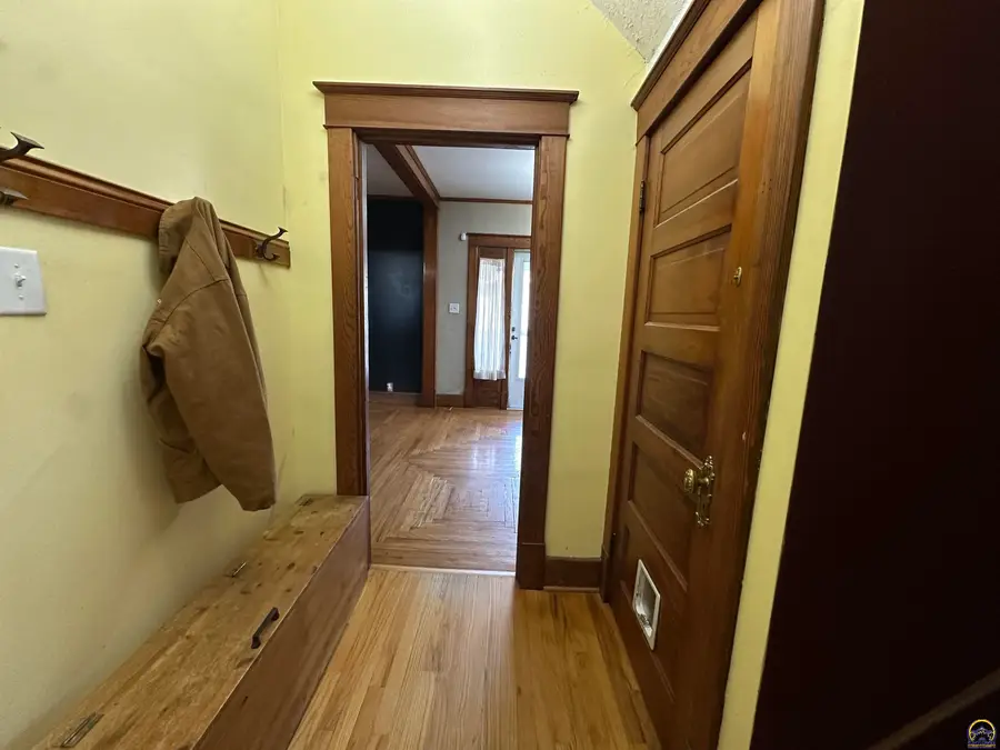 326 SW Quinton Ave, Topeka, KS 66606 - Image #3